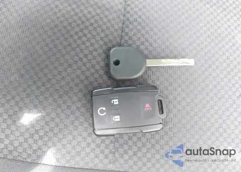 2018 Chevrolet Silverado 1500 2Lt z USA, uszkodzony, nr VIN 2GCVKRECXJ1106114